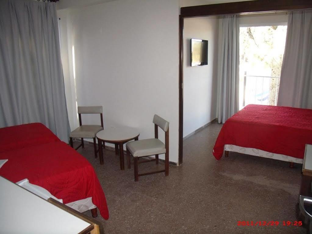 Hotel Puesta Del Sol Punta Ballena Extérieur photo
